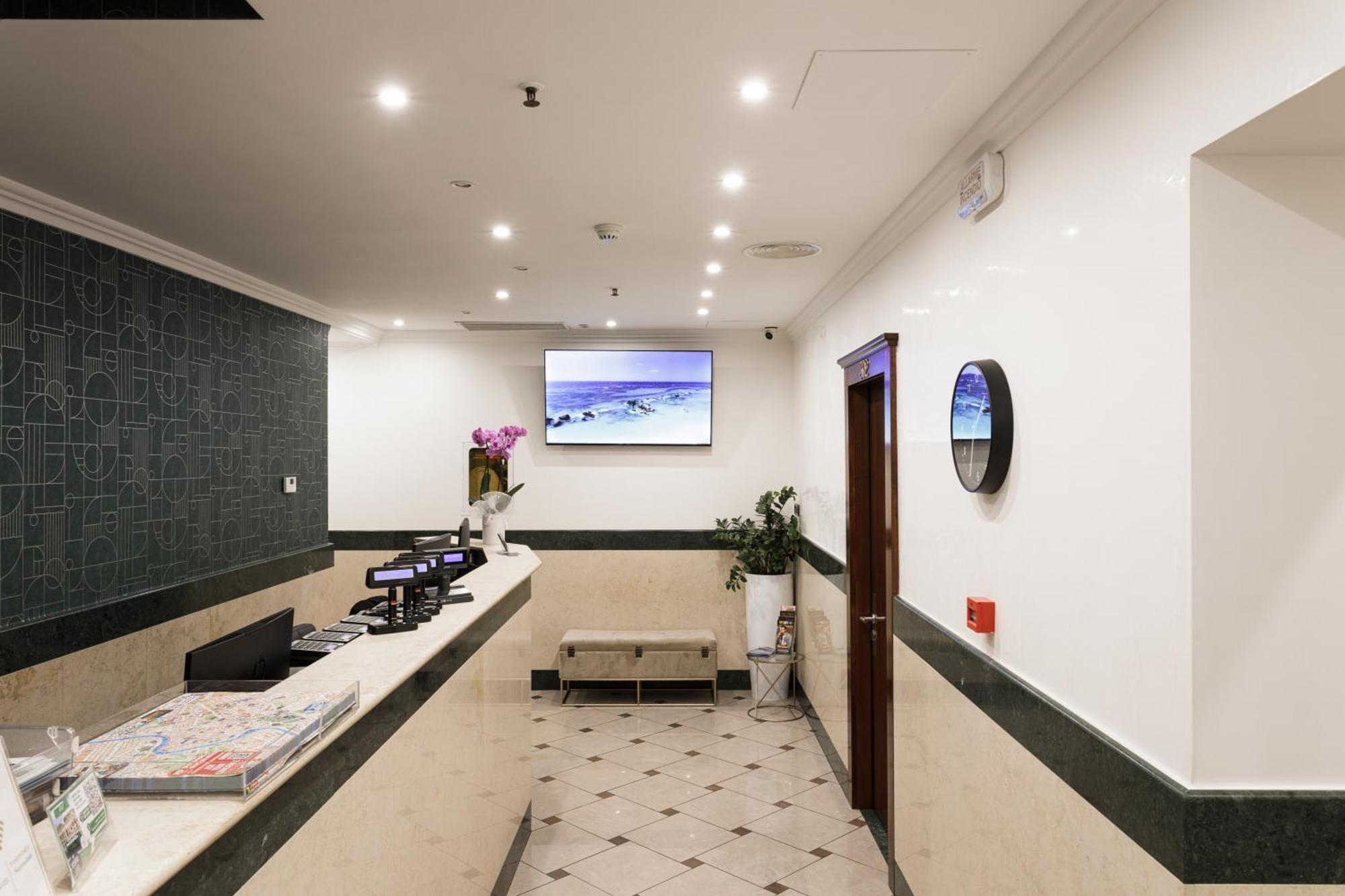Glam Luxury Rome Hotel Exterior photo